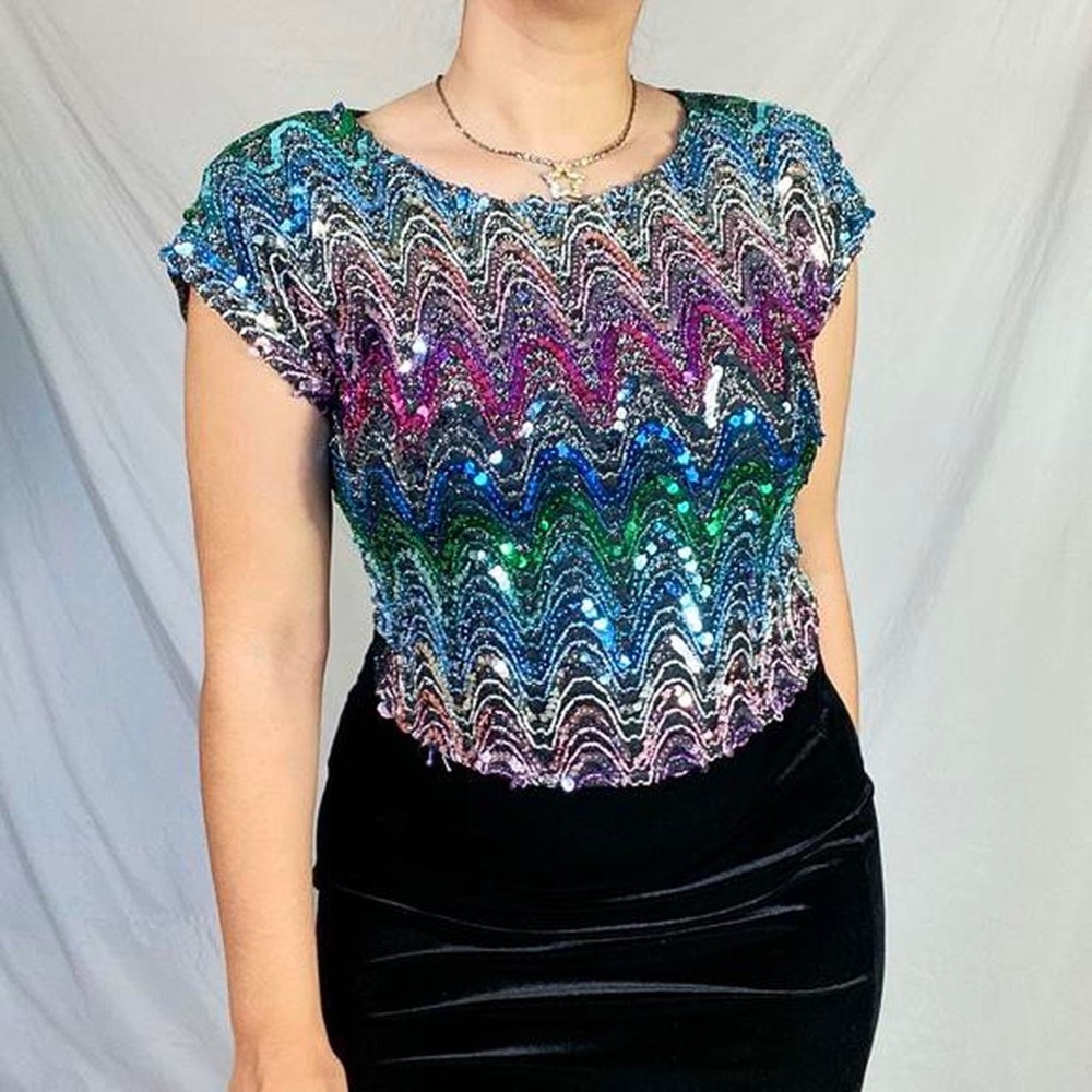 1990s rainbow sequins blouse💖✨